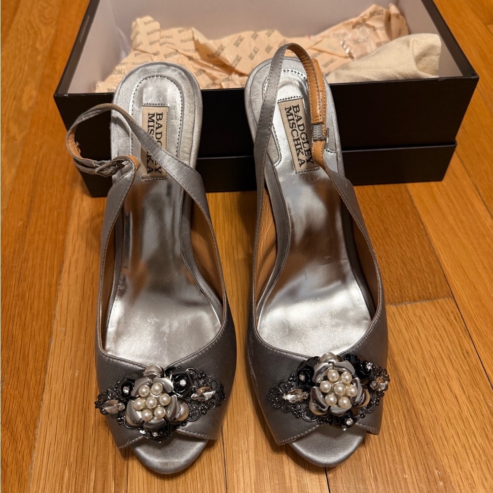 Badgley Mischka Anita Platform Pumps